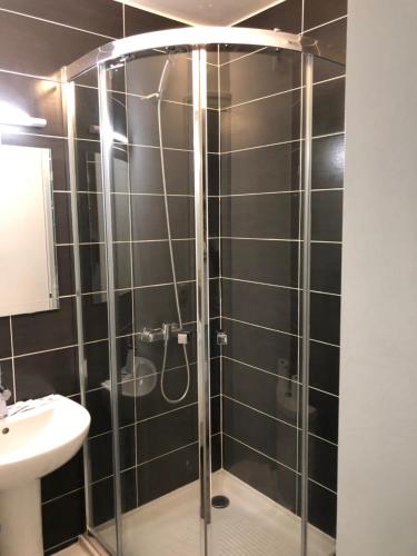 Kyriad Direct Lille Est Stade Pierre Mauroy - image 6