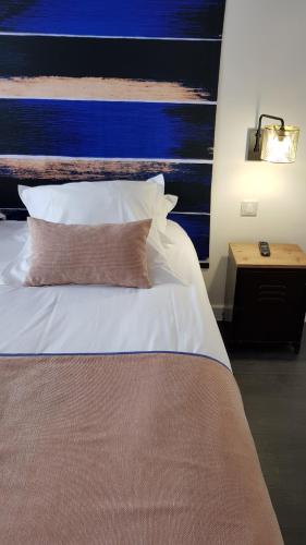 Hotel de Champagne - image 8