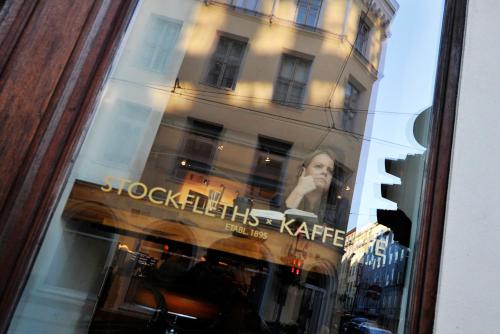 Nordic Host - City Center 2 Bed / 2 Bath - Skippergata - 3 minutes from station - image 4