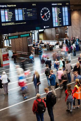 Nordic Host - City Center 2 Bed / 2 Bath - Skippergata - 3 minutes from station - image 3