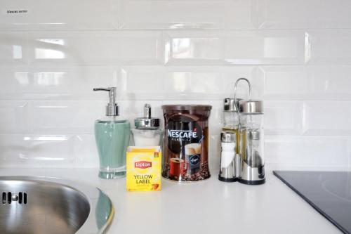 Studio Apartment image 7