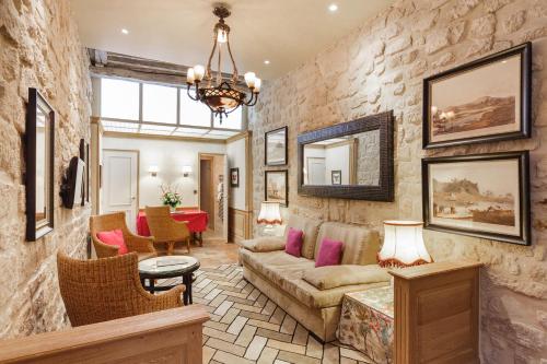 Hotel La Perle Room Type - One-Bedroom Duplex Suite