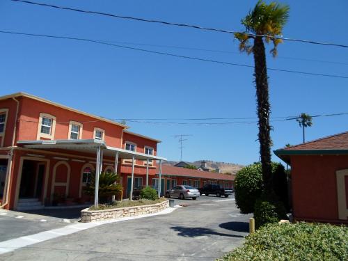 Budget Inn Morgan Hill - 숙소 외관