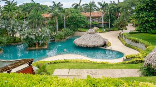 . A5 Plaza Langosta Near the Beach 1bed 1bath office