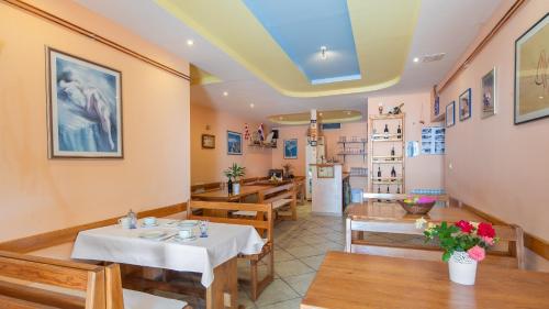 Adriatic Blue Apartments – Lokva Rogoznica, MD