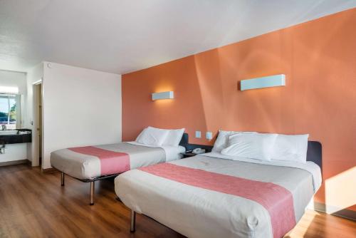 Motel 6 Connelly Springs Icard