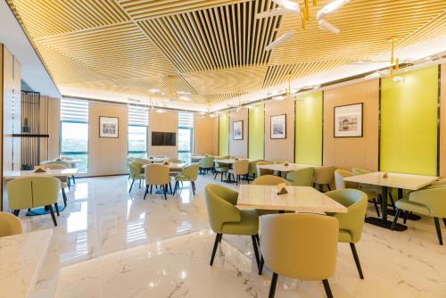 Atour Hotel (Nanjing Xingang Development Area), Nanjing