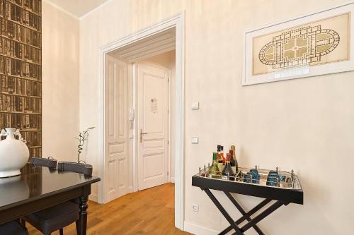 6 rooms (contactless check-in) - main image