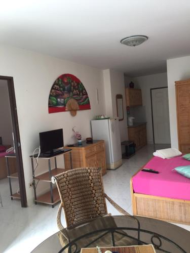 B&B view talay 1 jomtien pattaya – Nong Prue, DC