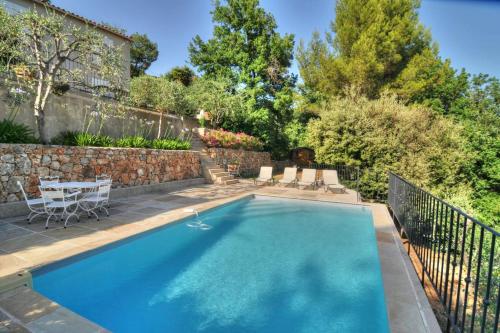 Luxury 3 bedroom villa with pool