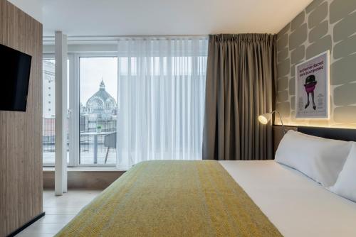 PREMIER SUITES PLUS Antwerp - image 10