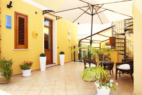 Coralia Bed & Breakfast - image 5