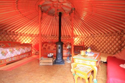 Maison d'hotes et Campement Mariposa in Lanne-en-Baretous