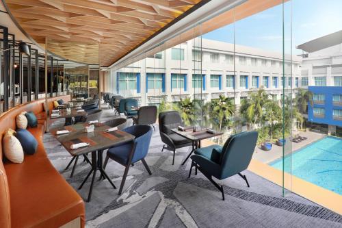 Business Center, Novotel Mangga Dua Hotel in Mangga Dua