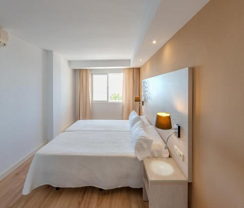 Aparthotel Puerto Azul - image 12