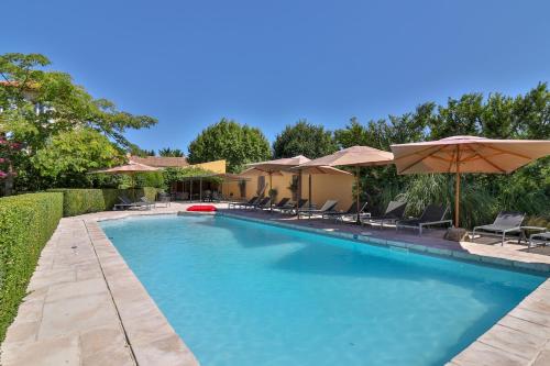 Les Carmes and spa - image 2