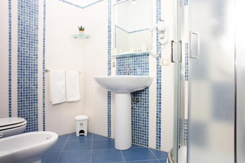 Superior Quadruple Room image 1