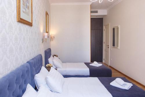 Hotel Arc Tbilisi Room Type - Triple Room with Private Bathroom