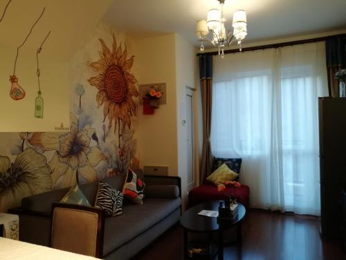 . Gubei Water Town Duplex Two-Bedroom Apartment