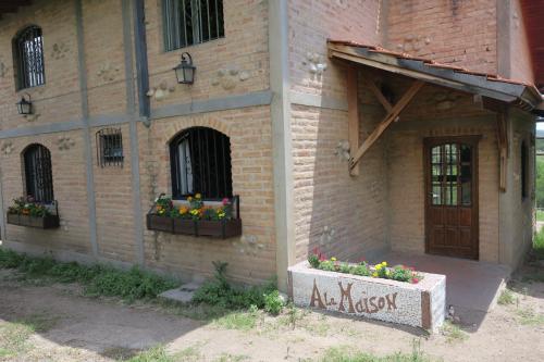 B&B Mina Clavero - Cabañas A la Maison - Bed and Breakfast Mina Clavero