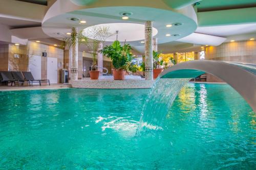 Residence Hotel Balaton - image 2