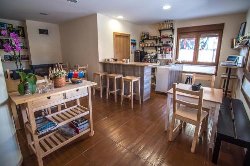 Bar/salonek, Albergue de Prioro in Prioro