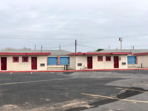 Economy Inn – Corpus Christi, TX