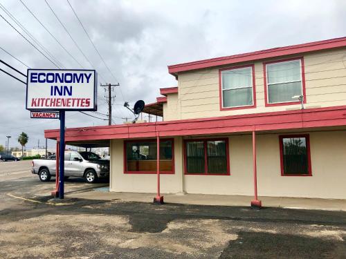 Economy Inn – Corpus Christi, TX