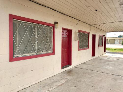 Economy Inn – Corpus Christi, TX