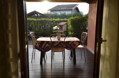  Erno Apartment, Ferienwohnung in Lesa
