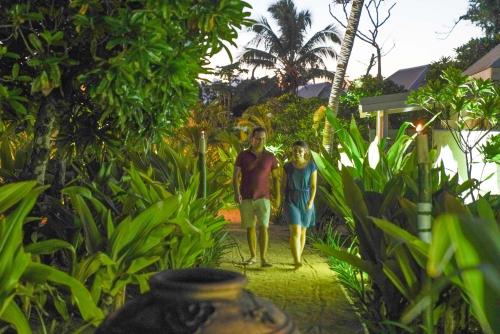 Tamanu on the Beach - image 4