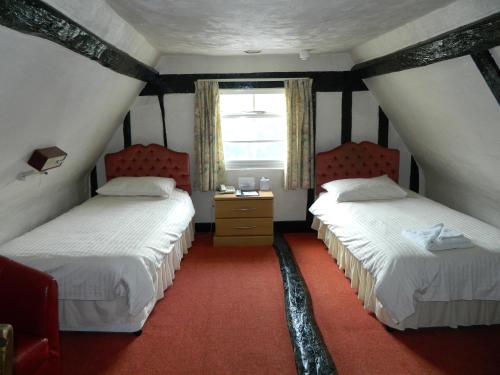 Best Western Cedars Hotel - image 2