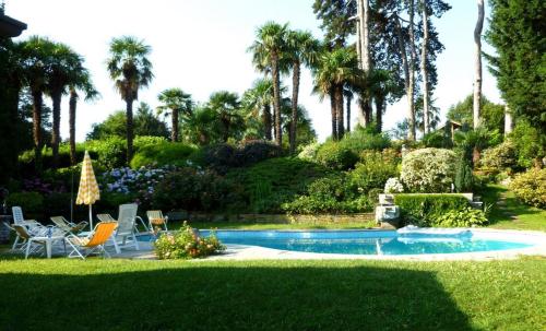 Piscina, B-Splendida villa bifamiliare con piscina in Cassago Brianza
