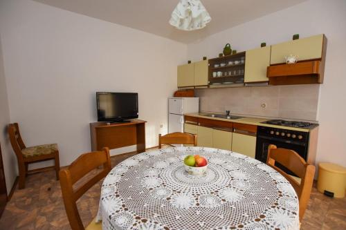 Apartments with a parking space Pag - 11358 - image 3