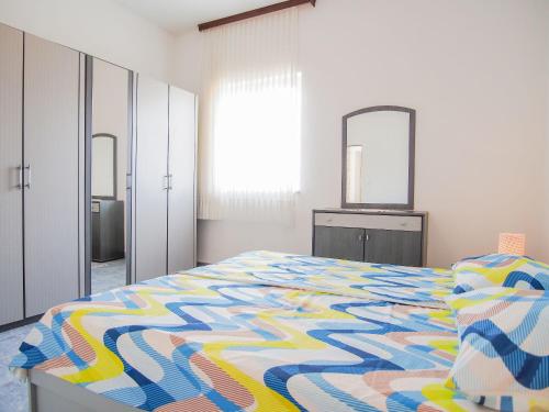 One-Bedroom Apartment with Balcony