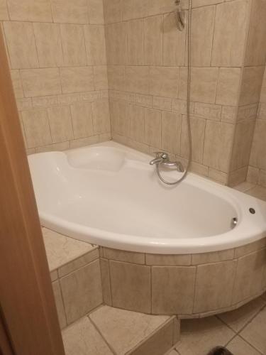 Apartment 2BedRooms nearAristocratMeduniversity - image 8