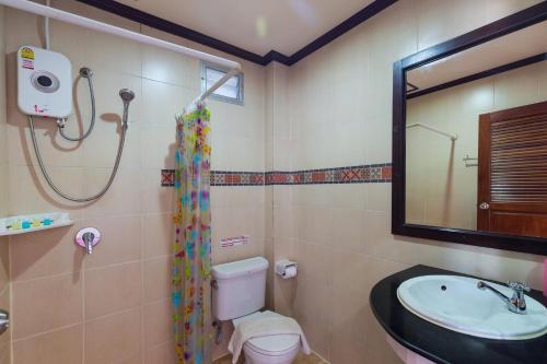 room detail thumbnail 2