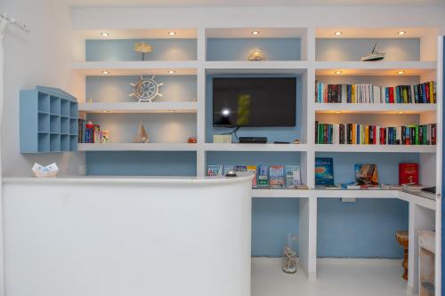 Coralli Beach Apartments - image 3