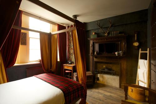 room detail thumbnail 0