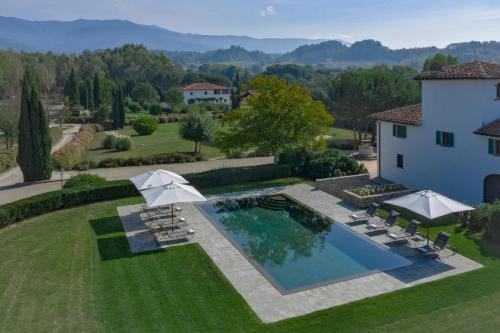 Зовнішній вигляд готелю, Viesca Toscana Suites & Villas in Реджелло