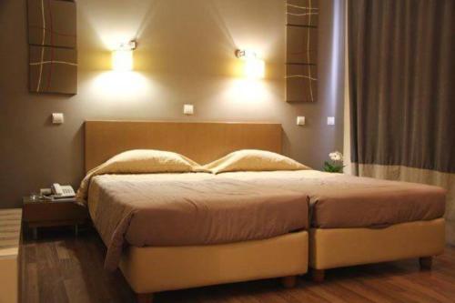 Ariston Hotel - image 7