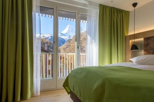 Junior Suite with Matterhorn View