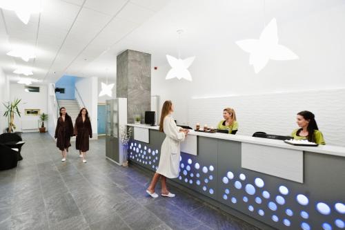 Mirage Medspa Hotel - image 8