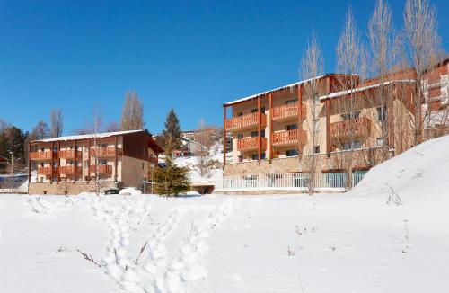 Résidence Néméa Les Chalets Du Belvédère - Hôtel - Font-Romeu-Odeillo-Via