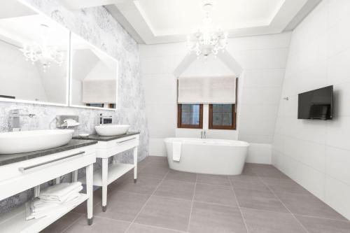 cosmopolitano hotel boutique calle pari 70 entre ren moreno y independencia santa cruz de la sierra