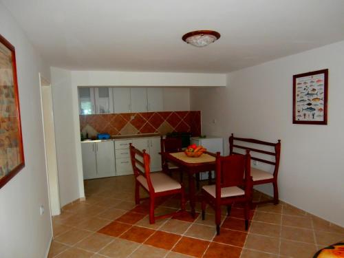 Apartments Pejanović - image 6