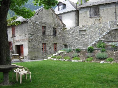 Dārzs, Maison Fouga in Kadeaka