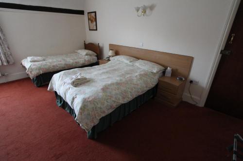 Best Western Cedars Hotel - image 8