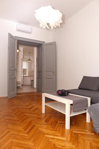  Susak, Ferienwohnung in Zagreb