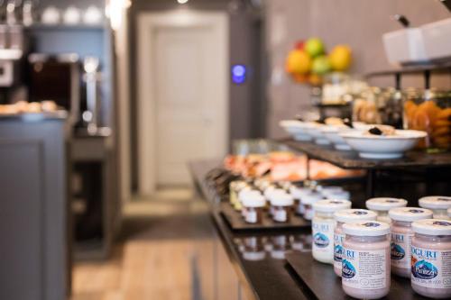 The Frame Hotel - image 10